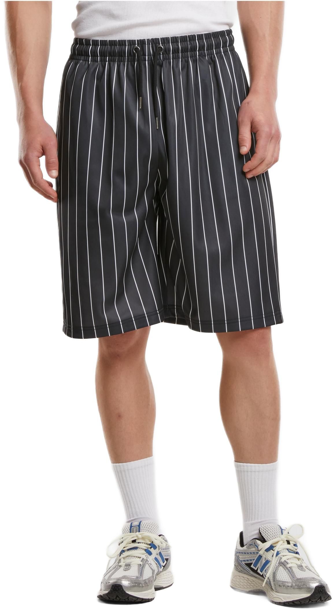 Pinstripe Trackshorts Urban Classics TB7384-00826 black/white